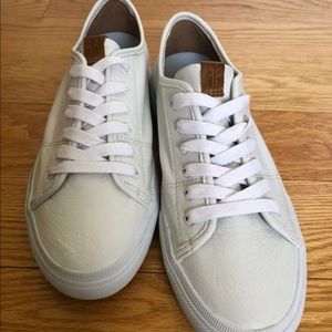 NEW Frye Gia low lace white leather sneakers 8